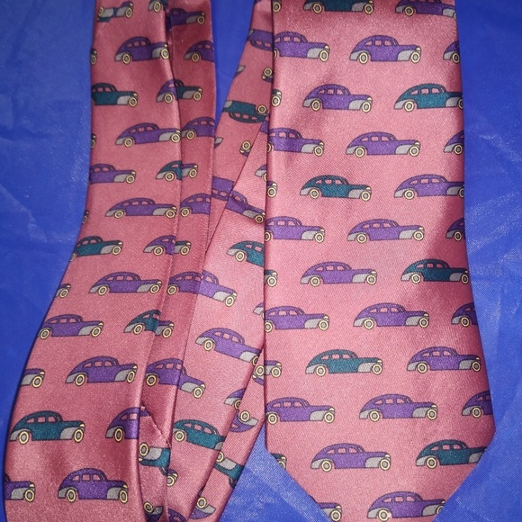 Silk Tie - Picture 2 of 8